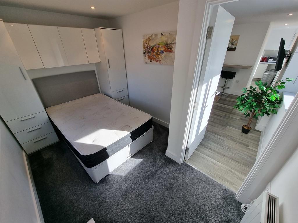 Hinton Road 1 bed apartment for sale £179,000