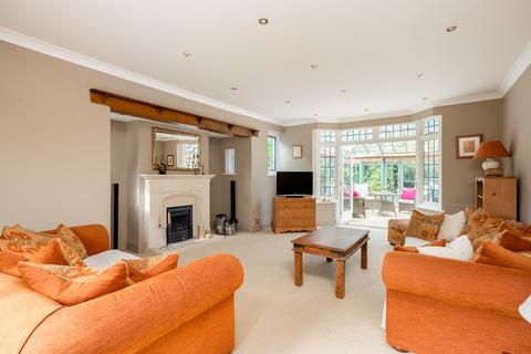 20 Blythe Way, Solihull, B91 3EY