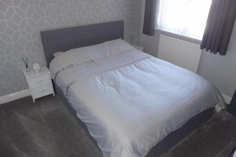 30 Buttercup Drive, Oldham, OL4 2QS