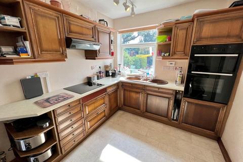 45 Haslucks Croft, Shirley, Solihull, B90 2EQ