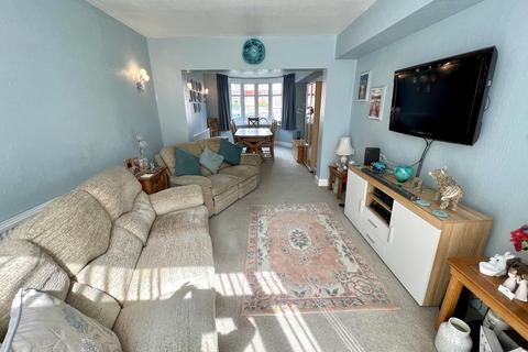 45 Haslucks Croft, Shirley, Solihull, B90 2EQ