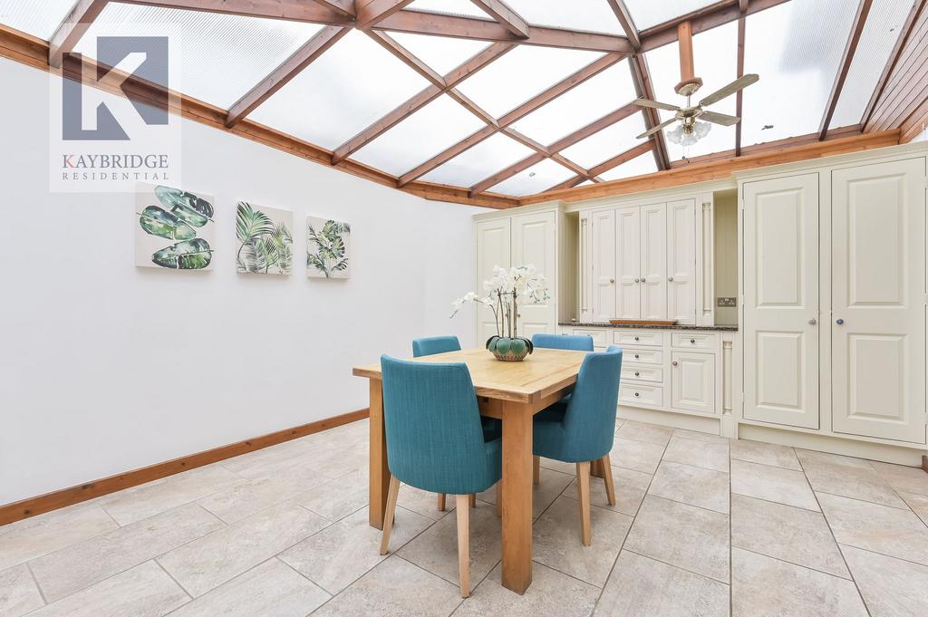 Chatsfield, Epsom - KT17