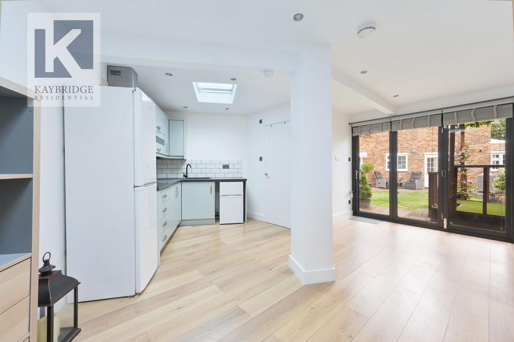Chatsfield, Epsom - KT17