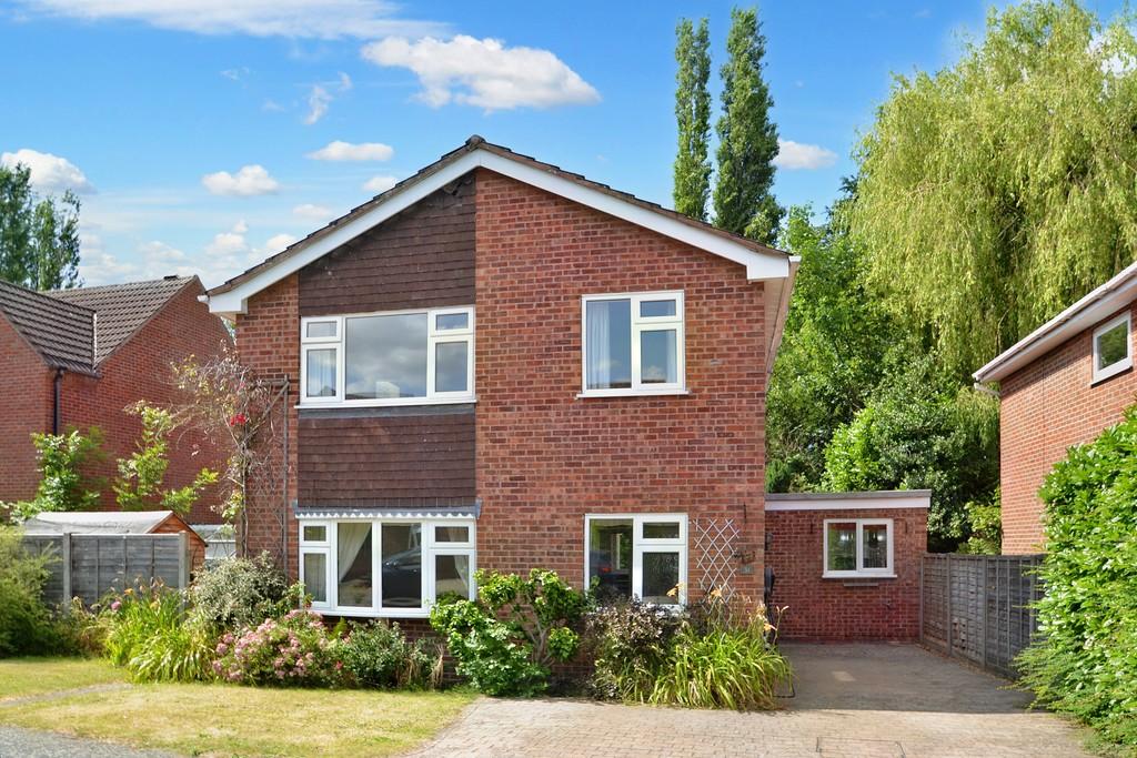 Fishers Lock, Newport 4 bed detached house £285,000