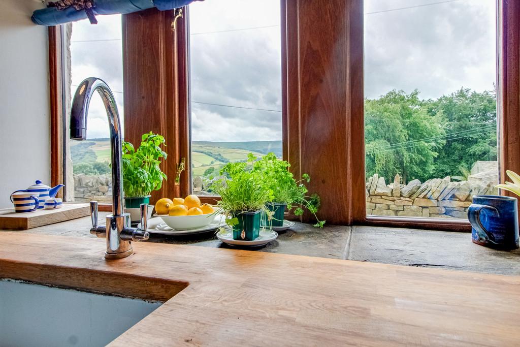 Yew Tree Lane, Holmbridge, Holmfirth 4 bed semidetached house for sale £525,000