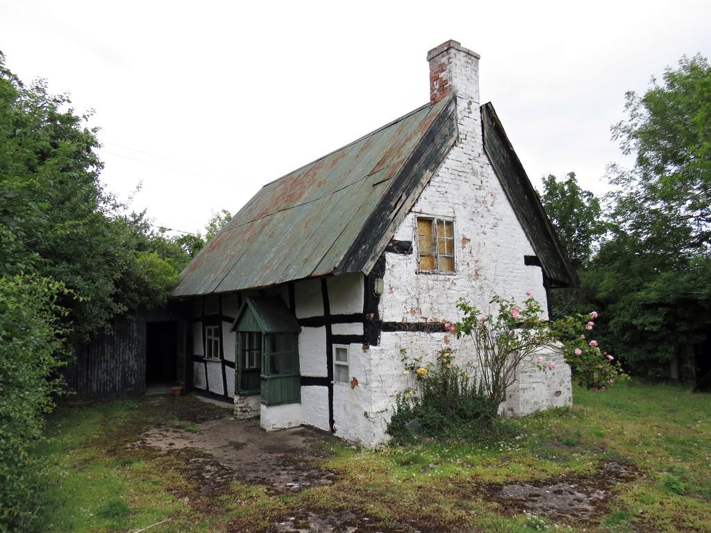 Gilver Lane, Hanley Castle 2 bed cottage for sale £285,000