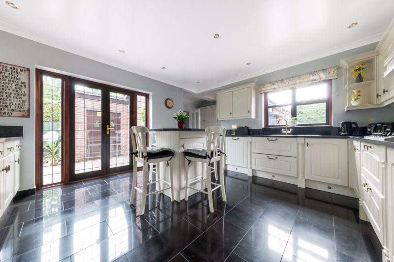 Ashdown Close, Bexley 4 bed detached house £1,350,000