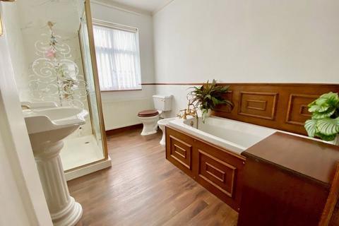 42 Martin Dene, Bexleyheath, DA6 8NA