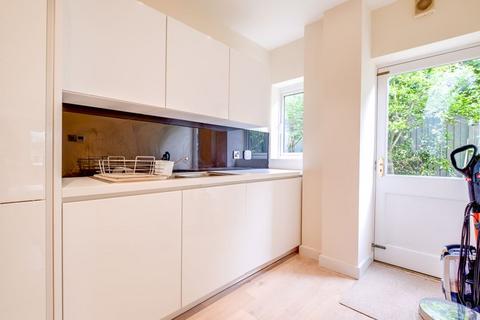 11 Beech Close, Sutton Coldfield, B75 5GA