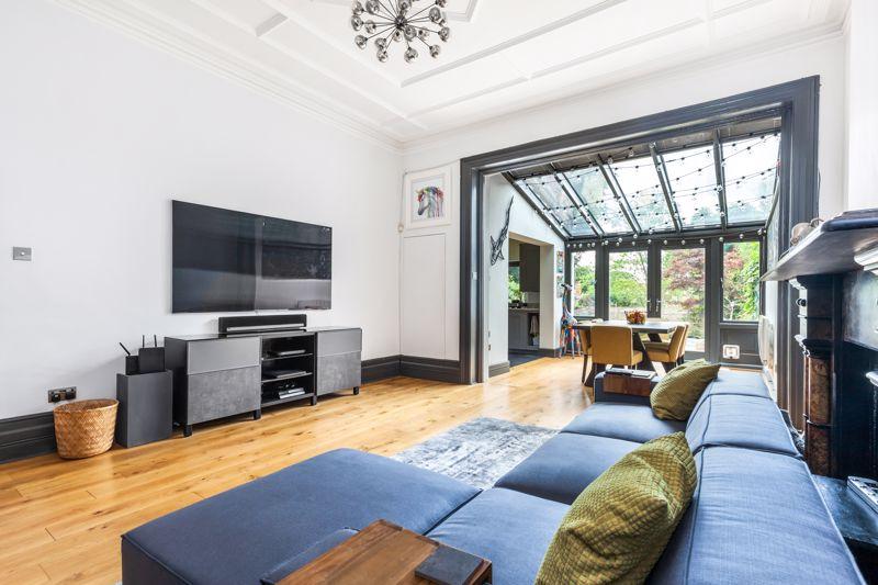 Jacksons Lane, Highgate, N6 2 bed apartment for sale £1,250,000