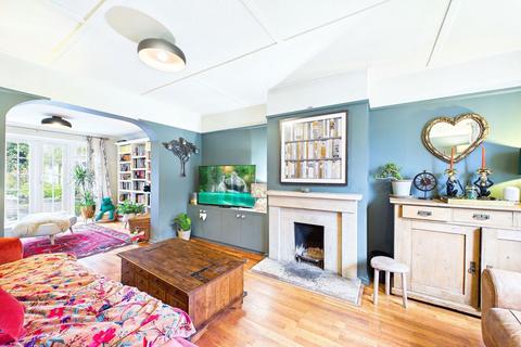 3 bedroom semi-detached house for sale, Kingswood Road, Tadworth