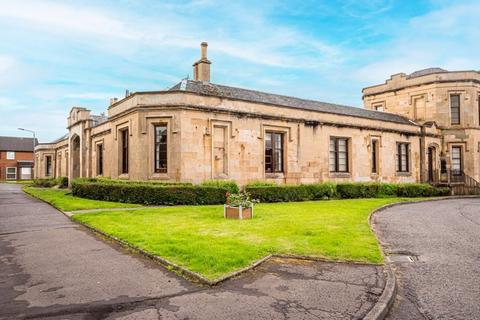 33 Banchory Road, Wishaw, ML2 7YX