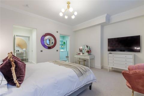 3 bedroom maisonette to rent, Wimpole Street, Marylebone, London, W1G