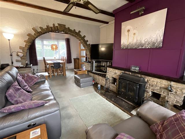 Living room/dining room