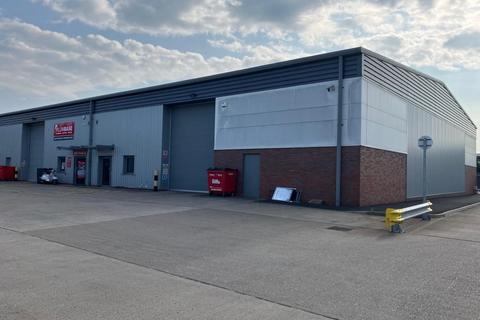 Retail property (out of town) to rent, Unit 20, Great Western Business Park, Tolladine Road, Worcester, Worcestershire, WR4 9GN