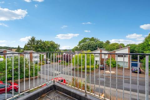 49 Highover Park, Amersham, HP7 0BP