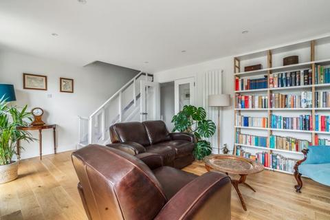 49 Highover Park, Amersham, HP7 0BP