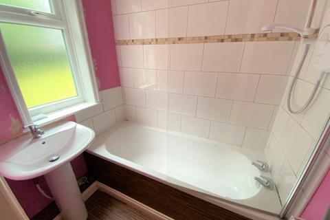 18 Coppice Drive, Manchester, M22 4DT