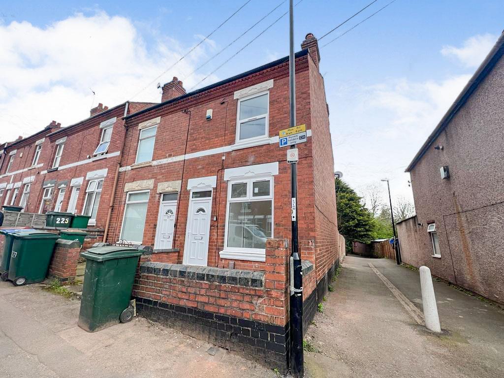 Humber Avenue, Stoke, Coventry, CV1 2AQ 3 bed end of terrace house to