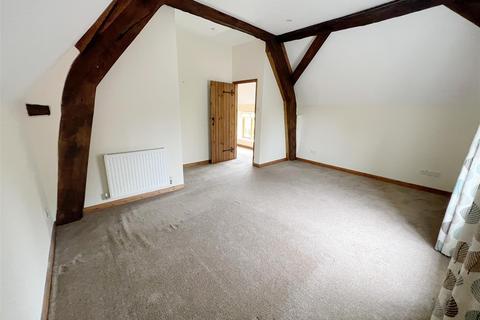 2 bedroom barn conversion for sale, Stratford Road, Wootton Wawen, Henley-In-Arden