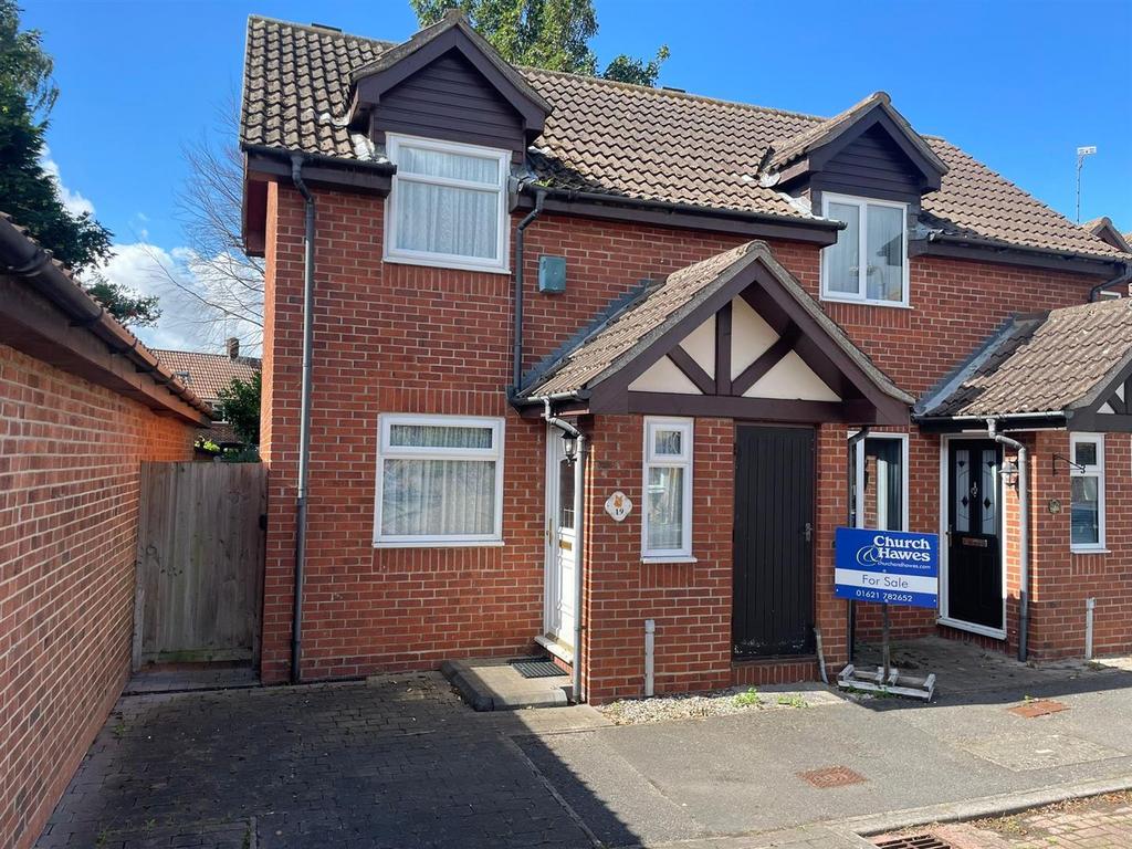 Leslie Park, BurnhamonCrouch 1 bed end of terrace house for sale £