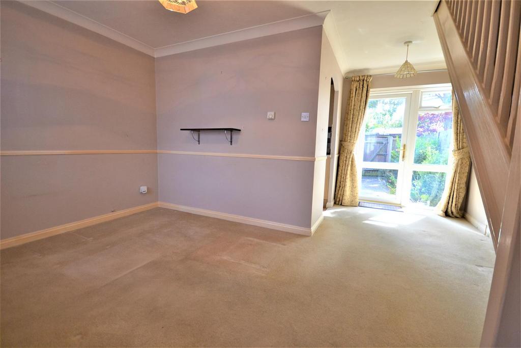 Leslie Park, BurnhamonCrouch 1 bed end of terrace house for sale £