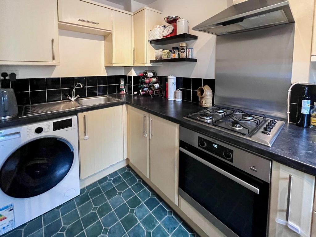 Kitchen 1