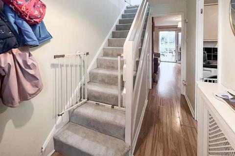 56 Fredas Grove, Harborne, Birmingham, B17 0SY