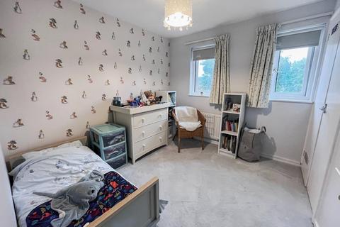 56 Fredas Grove, Harborne, Birmingham, B17 0SY