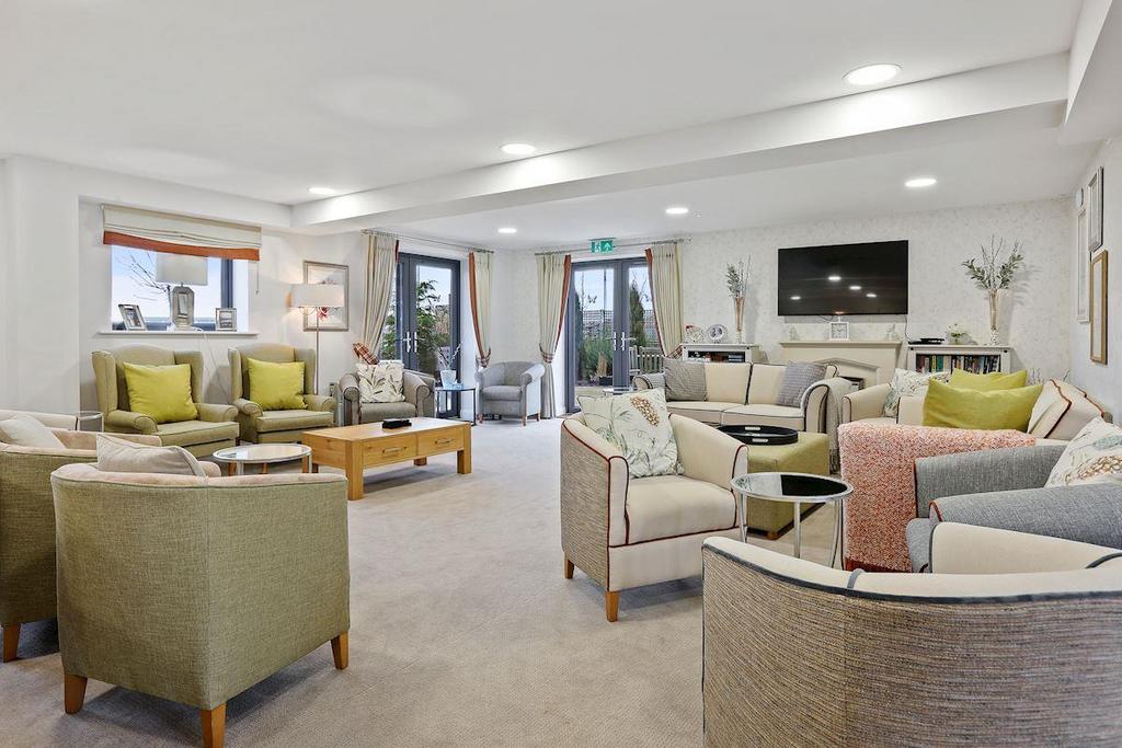 Homeowners Lounge