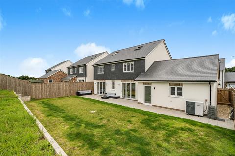 13 Trethurffe Meadows, Ladock, Truro, TR2 4FU