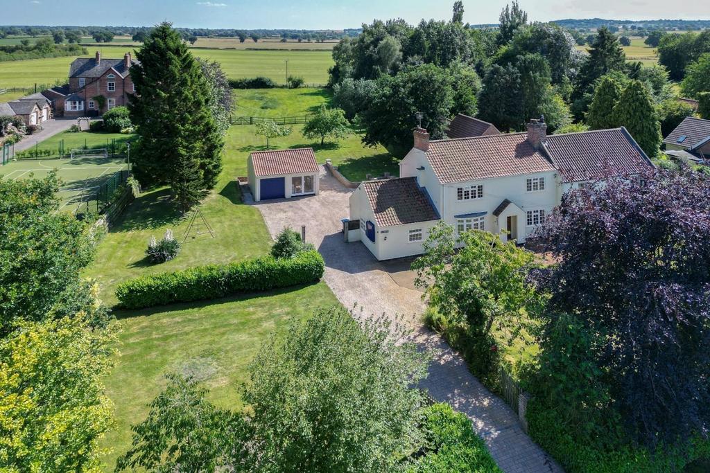 MytononSwale 3 bed character property £699,995