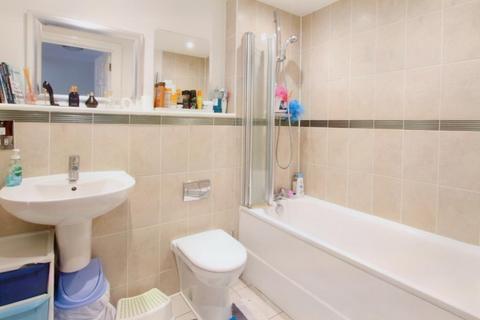 Flat 20, Ashurst Close Randalls Road, Leatherhead, KT22 7UH