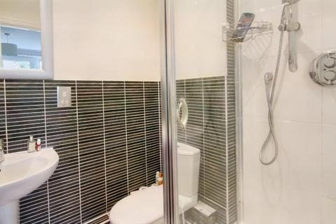 Flat 20, Ashurst Close Randalls Road, Leatherhead, KT22 7UH