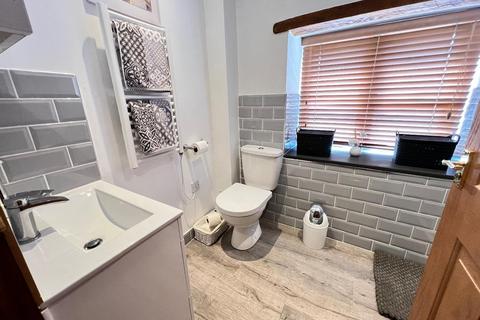 15e Wales Street, Rothwell, Kettering, NN14 6JL