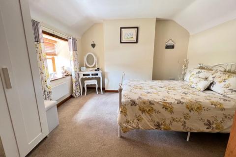 15e Wales Street, Rothwell, Kettering, NN14 6JL
