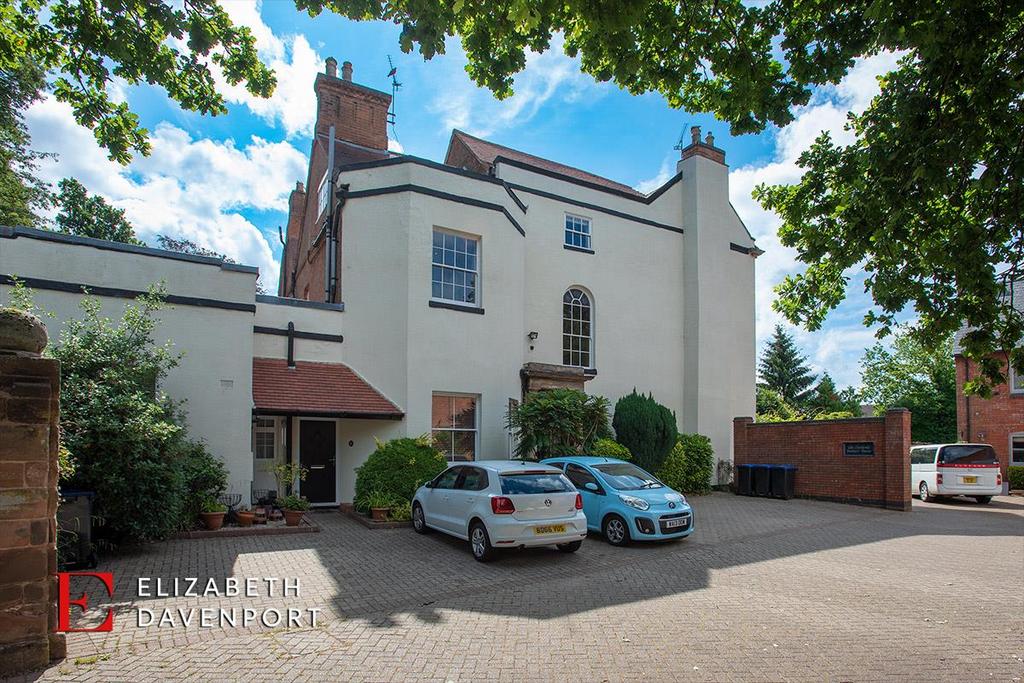 Fieldgate Lane, Kenilworth 2 bed apartment £445,000