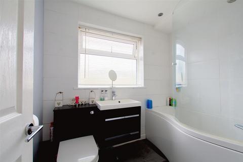 28 Coronation Road, Bestwood Village, Nottingham, NG6 8TH