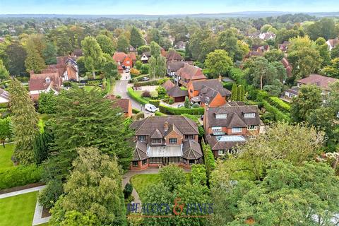 4 bedroom detached house for sale, Hutton Gate, Hutton Mount, Brentwood