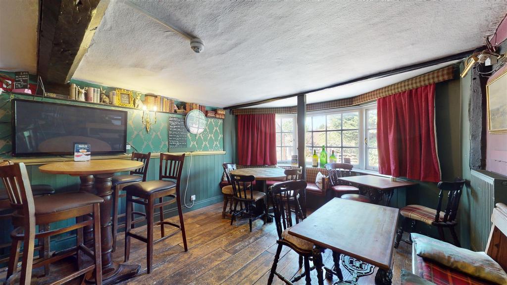 Lowdnes-Arms-07072023 201909.jpg