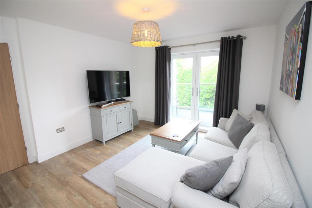 Mill, Mill Way, Otley, LS21 2 bed flat £1,100 pcm (£254 pw)