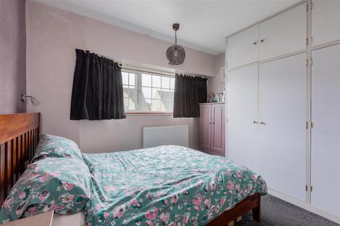 19 Anthony Way, Slough, SL1 5PG