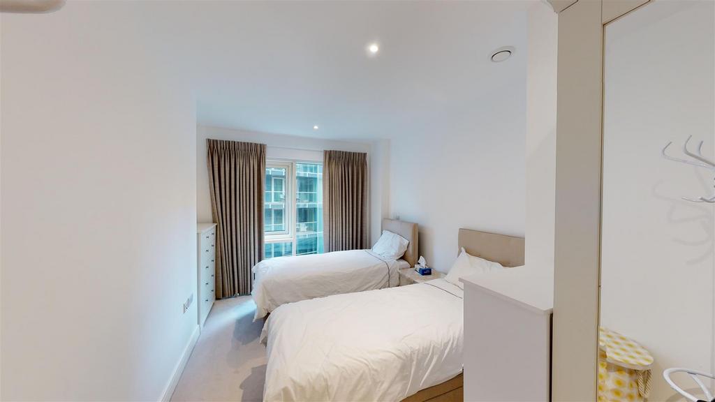 Quarter-House-Batteries-Reach-SW18-07142023 171330