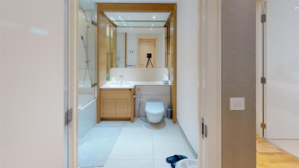 Quarter-House-Batteries-Reach-SW18-Bathroom.jpg