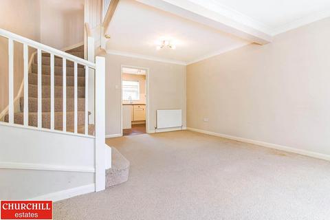 20 Valley Close, Loughton, IG10 3AB
