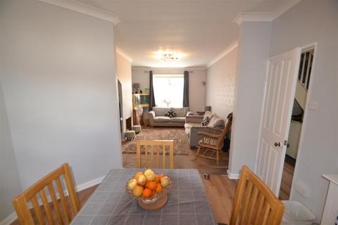 75 Heathway, Dagenham, RM9 6AY