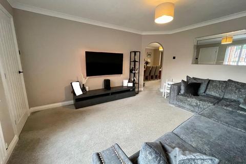 18 Wederly Close, Darlington, DL3 0GX