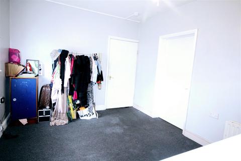 1 Cuthbert Road, London, E17 3LP