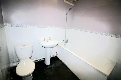 1 Cuthbert Road, London, E17 3LP