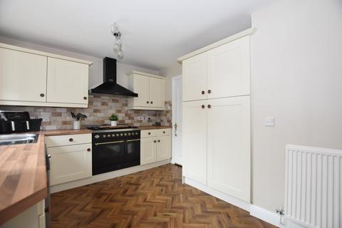 31 Aviemore Close, New Whittington, Chesterfield, S43 2AY